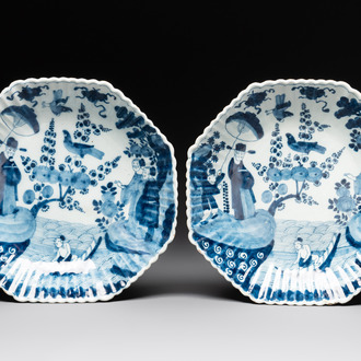 A pair of gadrooned blue and white Dutch Delft chinoiserie dishes, 18th C.