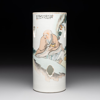 A Chinese qianjiang cai 'immortal and poem' hat stand, 19/20th C.