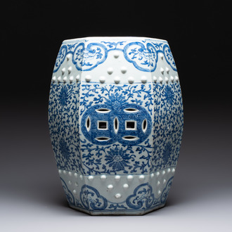A Chinese blue and white hexagonal 'lotus scroll' garden seat, Qianlong/Jiaqing