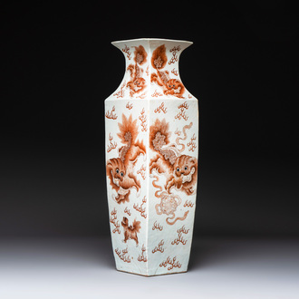 A Chinese iron-red and white 'Buddhist lion' square vase, Chenghua mark, 19/20th C.