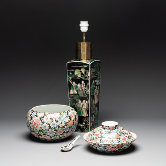A Chinese famille rose 'millefleurs' water container, a covered bowl, a spoon and a famille noire vase mounted as lamp, Qianlong mark, 19/20th C.