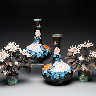 A pair of Chinese cloisonné 'peonies' vases and a pair of jardinières with precious stone chrysanthemums, 20th C.