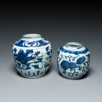 Two Chinese blue and white jars, Wanli