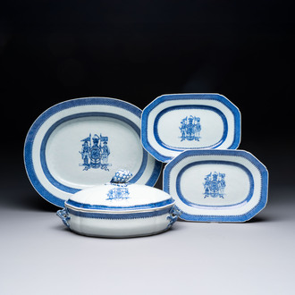 A set of two Chinese blue and white armorial dishes, a stand, and a tureen with the arms of Hughes for the English market, Qianlong, ca. 1790