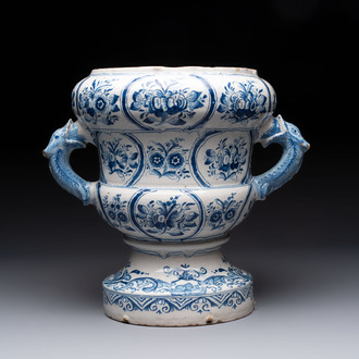A large blue and white Dutch Delft garden vase with floral design, painter Gatse Sytses for Makkum, 18th C.