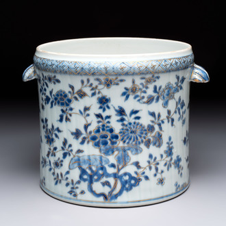 A Chinese blue and white gilt-decorated wine cooler, Qianlong