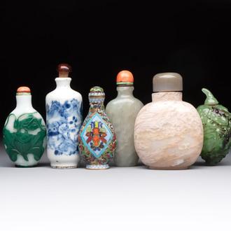 Six various Chinese snuff bottles, 19/20th C.