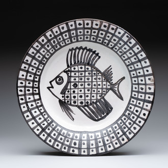 Robert Picault (Paris, 1919-2000): dish with fish motif, Vallauris, dated 1951