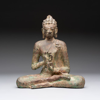 A rare Thai bronze Buddha Shakyamuni, Mon-Dvaravati period, 8/9th C.