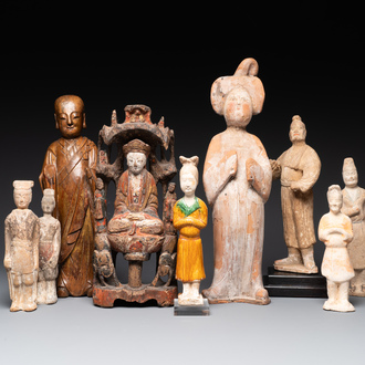 Nine Chinese terracotta and wooden figures, Northern Qi and later