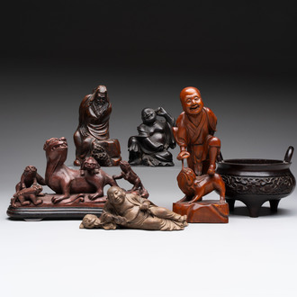Five various Chinese wooden carvings and a censer, 19/20th C.
