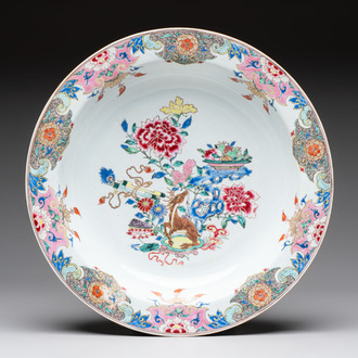 A Chinese famille rose basin with a deer and antiquities, Qianlong
