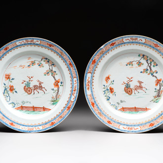 A pair of Chinese famille verte 'deer' dishes, Yongzheng