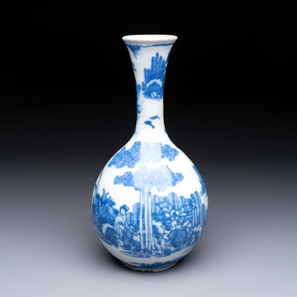 A blue and white Dutch Delft Transitional style chinoiserie bottle vase, late 17th C.