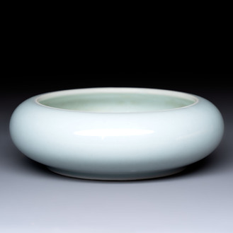 A Chinese claire-de-lune brush washer, Kangxi mark, 19th C.