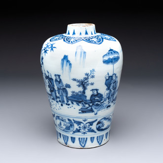 A fine blue and white Dutch Delft Transitional style chinoiserie jar, late 17th C.