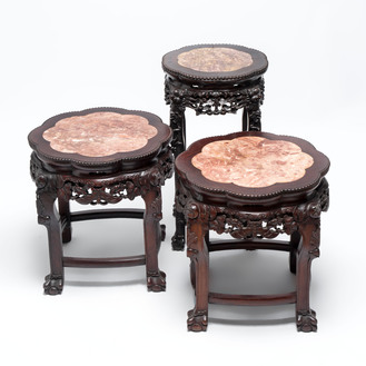 Three Chinese marble-topped hongmu stands, 20th C.