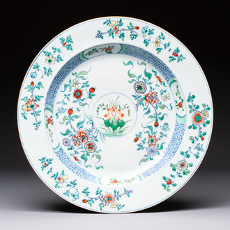 A Chinese doucai dish with floral design, Kangxi