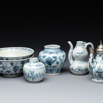 Two Chinese blue and white bowls, two jarlets and two ewers, Ming