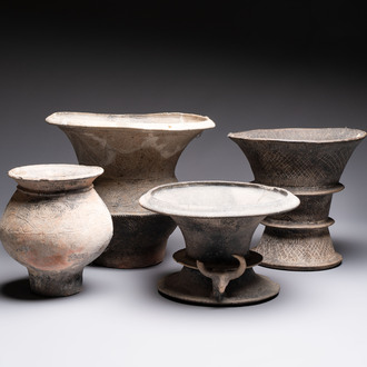 Four Thai pottery vases, Ban-Chiang, 7/4th C. B.C.