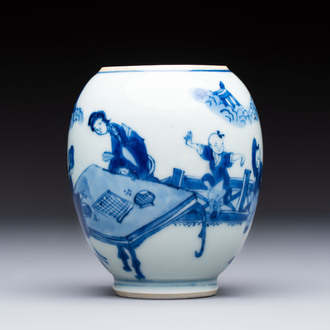 A Chinese blue and white tea caddy with figural design, artemisia leaf mark, Kangxi