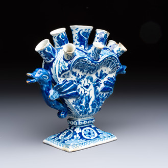 A blue and white Dutch Delft heart-shaped tulip vase, early 18th C.