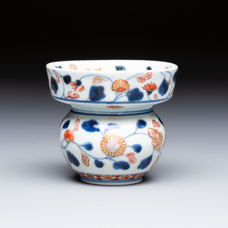 A rare Japanese Imari container or stand with floral design, Edo, early 18th C.