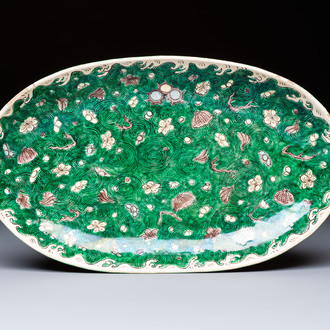 A Chinese verte biscuit oval dish, 19/20th C.