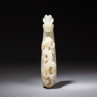A fine Chinese white jade 'Dragon' belt hook, Qing