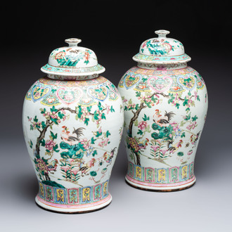 A pair of Chinese famille rose 'Roosters' vases and covers, 19th C.