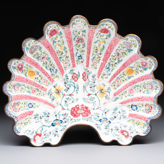 A Chinese Canton enamel shell-shaped basin with floral design, Yongzheng/Qianlong