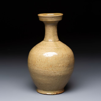 A Korean celadon-glazed sake bottle, Goryeo, 11th C.