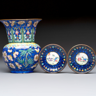 A Chinese Canton enamel 'Prunus on Cracked Ice' spittoon and two snuff dishes, 19th C.