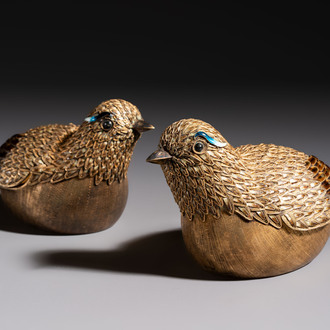 A pair of Chinese enamelled gilt-silver quail-form boxes and covers, 19/20th C.