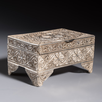 A silver inscribed filigree casket, probably Dutch East Indies, 19/20th C.