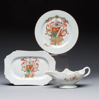 A Chinese armorial plate, a serving dish and a sauce boat with the arms of de Heere for the Dutch market, Qianlong, ca. 1735-1765