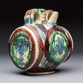 A polychrome Saintonge pottery barrel with a griffin, France, 16th C.