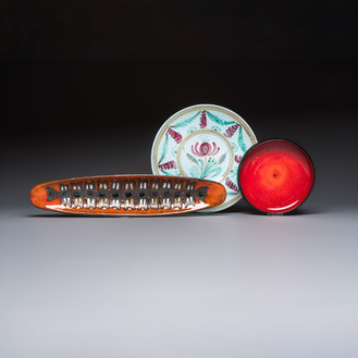 Rogier Vandeweghe (1923-2020) for Amphora and Perignem: a red-glazed bowl, a polychrome dish and a Perignem polychrome glazed dish, 20th C.