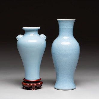 Two Chinese claire-de-lune vases, one with a wooden stand, Kangxi and Yongzheng mark, 19/20th C.