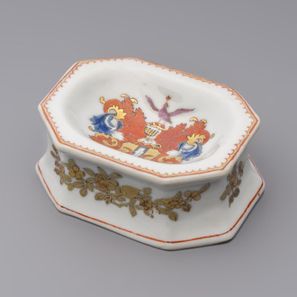 A Chinese armorial salt with the arms of Valckenier of Amsterdam for the Dutch market, Qianlong, ca. 1735–40