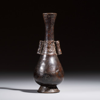 A Chinese bronze arrow vase, 'Touhu 投壺', Yuan