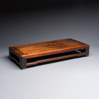 A Chinese rectangular hongmu stand, 19th C.