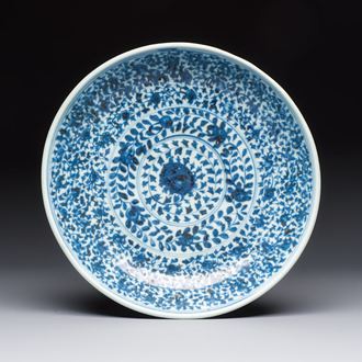 A Chinese blue and white dish with floral design, Hongzhi/Zhengde