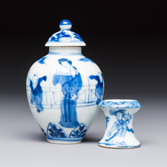 A small Chinese blue and white covered vase and a miniature salt, Kangxi