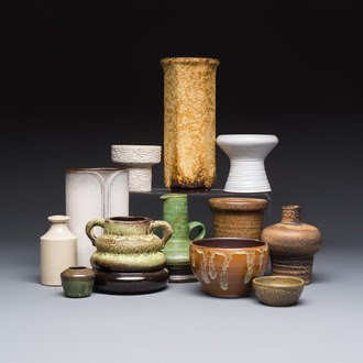 A varied group of 12 glazed pottery wares, 20th C.