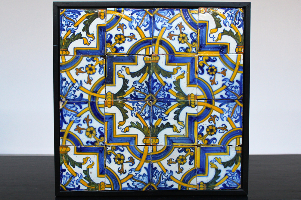 Panneau de 16 carreaux portugais 17e