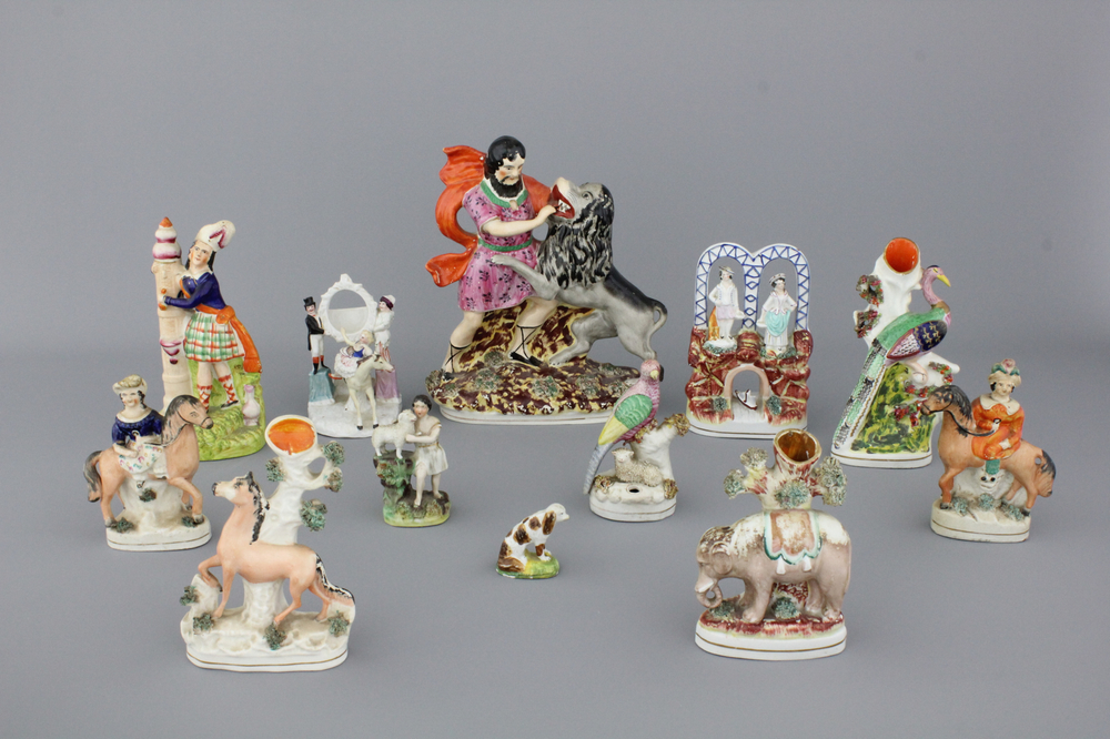 Grande collection de figures anglaises, Staffordshire, 18e-19e
