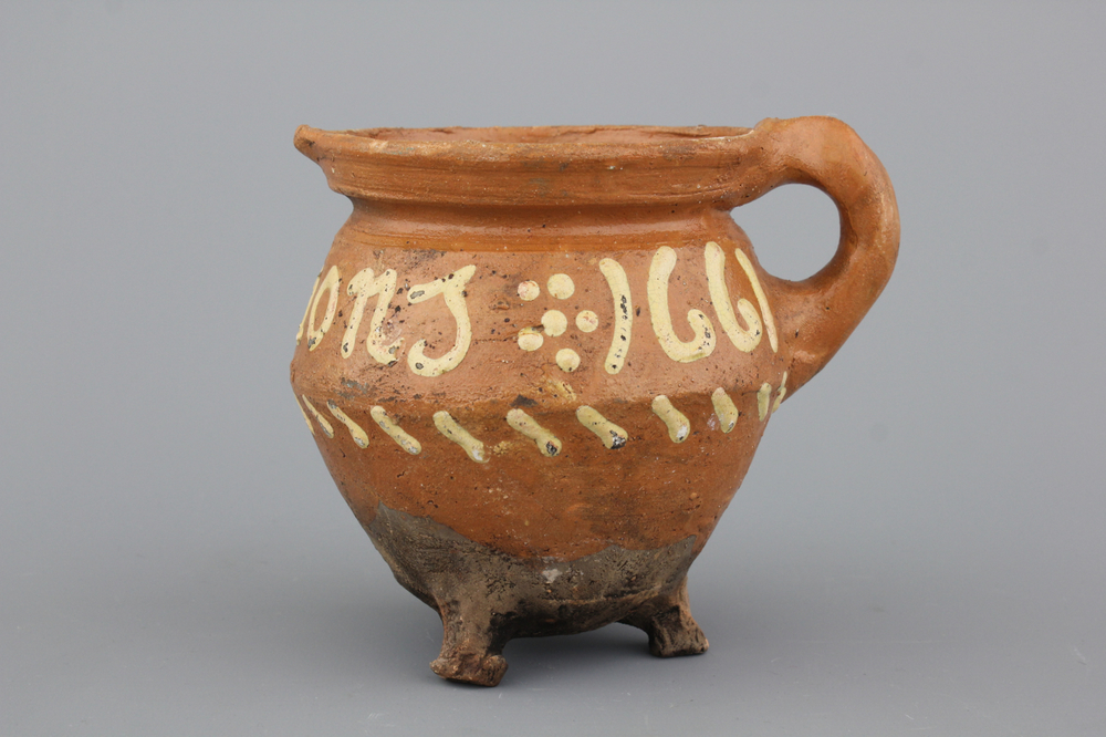 Nederlandse slipware nachtpot, gedateerd 1661