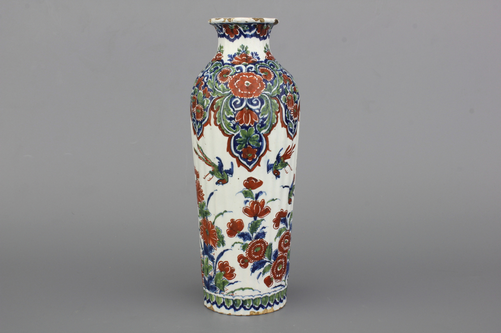 Vase c&ocirc;tel&eacute; en fa&iuml;ence de Delft, d&eacute;cor cachemire, Adriaen Kocx, De Grieksche A, 1686-1701