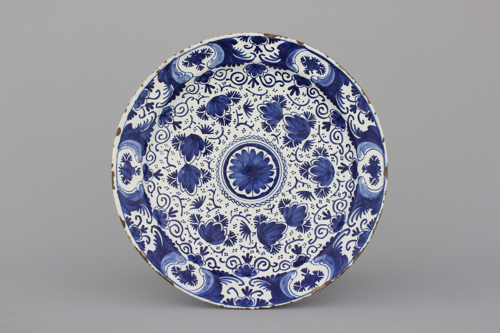 A Dutch Delft blue and white dish, 18th C.